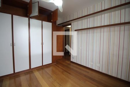 Apartamento à venda com 205m², 4 quartos e 4 vagasQuarto 3