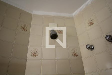 Apartamento à venda com 205m², 4 quartos e 4 vagasBanheiro da Suíte 1