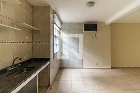 Cozinha de kitnet/studio à venda com 1 quarto, 35m² em República, São Paulo