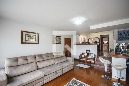 Sala de casa à venda com 3 quartos, 197m² em Jardim das Vertentes, São Paulo