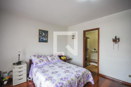 Casa à venda com 197m², 3 quartos e 4 vagasSuíte 