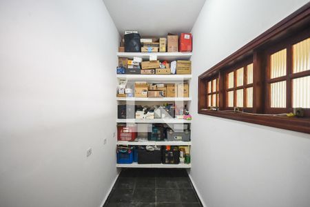 Casa à venda com 197m², 3 quartos e 4 vagasDepósito