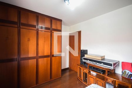 Casa à venda com 197m², 3 quartos e 4 vagasQuarto 2