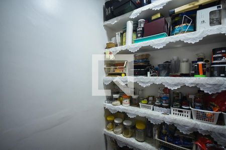 Casa à venda com 197m², 3 quartos e 4 vagasDespensa