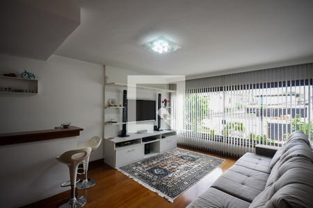 Sala de casa à venda com 3 quartos, 197m² em Jardim das Vertentes, São Paulo