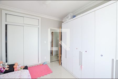 Apartamento à venda com 120m², 3 quartos e sem vaga Apartamento à venda com 120m², 3 quartos e sem vagaQuarto 2