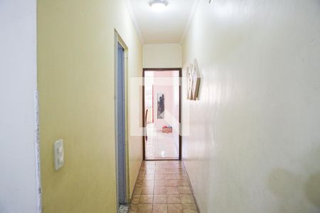 Corredor de casa à venda com 4 quartos, 250m² em Vila Metalurgica, Santo André