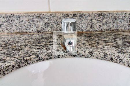 Apartamento à venda com 64m², 3 quartos e 2 vagas Apartamento à venda com 64m², 3 quartos e 2 vagasQuarto 1 (banheiro)