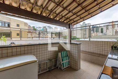 Apartamento à venda com 340m², 4 quartos e 4 vagasVaranda