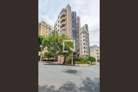 Apartamento à venda com 340m², 4 quartos e 4 vagasFachada