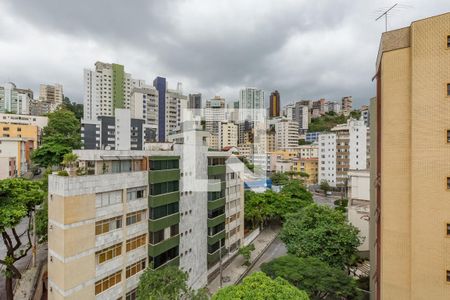 Apartamento à venda com 340m², 4 quartos e 4 vagasVaranda da Sala