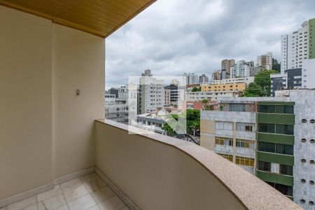 Apartamento à venda com 340m², 4 quartos e 4 vagasVaranda da Suíte 1