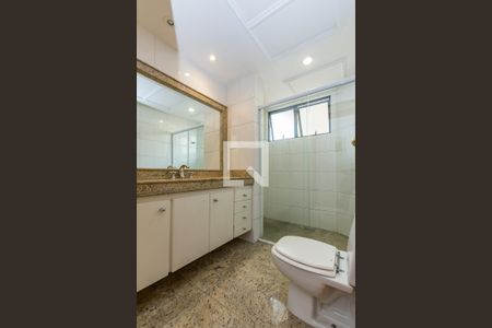 Apartamento à venda com 340m², 4 quartos e 4 vagasBanheiro Social