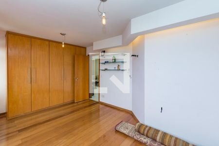 Apartamento à venda com 340m², 4 quartos e 4 vagasSuíte 2