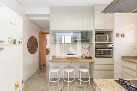 Apartamento à venda com 340m², 4 quartos e 4 vagasCozinha