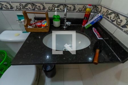 Casa à venda com 328m², 4 quartos e 4 vagasBanheiro da Suíte 2