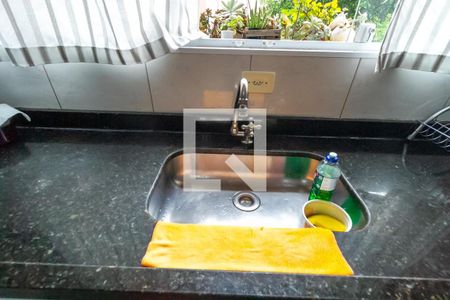 Casa à venda com 328m², 4 quartos e 4 vagasCozinha