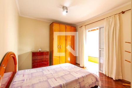 Casa à venda com 328m², 4 quartos e 4 vagasSuíte 4