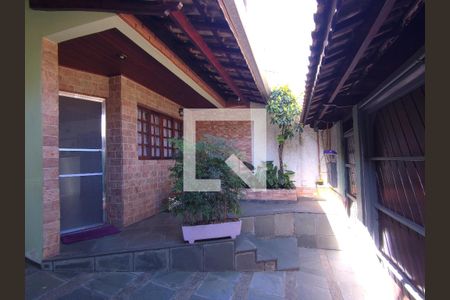 Casa à venda com 190m², 3 quartos e 2 vagasQuintal