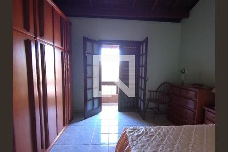 Suíte de casa à venda com 3 quartos, 190m² em Vila Galvão, Guarulhos