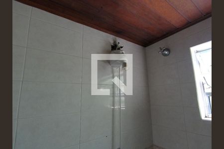 Casa à venda com 190m², 3 quartos e 2 vagasBanheiro