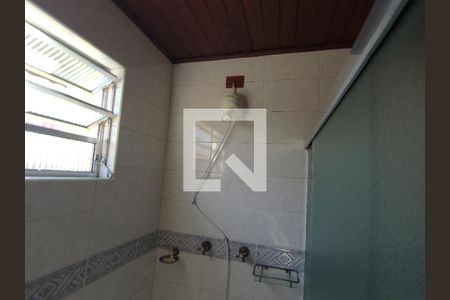 Casa à venda com 190m², 3 quartos e 2 vagasBanheiro andar de cima