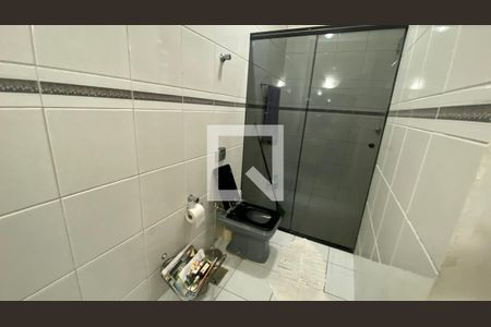 Casa para alugar com 250m², 3 quartos e 2 vagas Casa para alugar com 250m², 3 quartos e 2 vagasBanheiro do Quarto 1