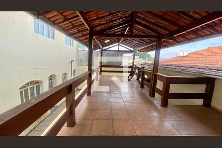 Casa para alugar com 250m², 3 quartos e 2 vagas Casa para alugar com 250m², 3 quartos e 2 vagasVaranda