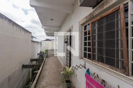 Casa para alugar com 256m², 2 quartos e 4 vagasQuintal