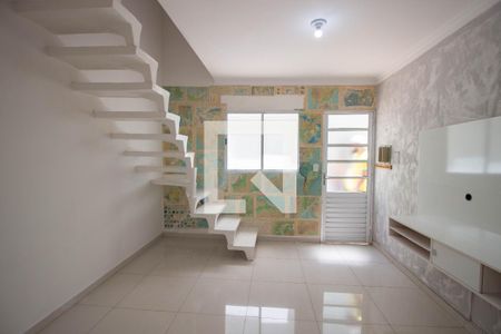 Sala/Cozinha de casa de condomínio para alugar com 2 quartos, 50m² em Vila Nova Curuçá, São Paulo
