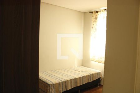 Quarto Solteiro de apartamento à venda com 2 quartos, 46m² em Bom Jesus, Contagem