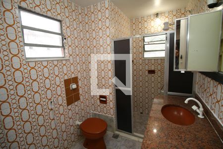 Banheiro de casa para alugar com 1 quarto, 50m² em Penha Circular, Rio de Janeiro