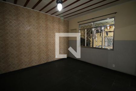 Quarto de casa para alugar com 1 quarto, 50m² em Penha Circular, Rio de Janeiro