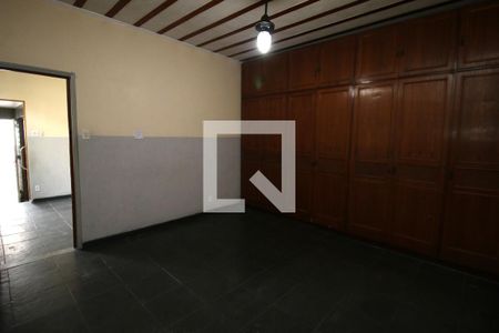 Quarto de casa para alugar com 1 quarto, 50m² em Penha Circular, Rio de Janeiro