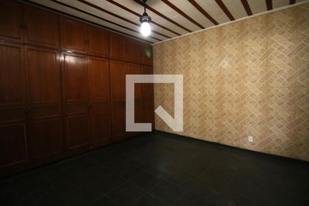 Quarto de casa para alugar com 1 quarto, 50m² em Penha Circular, Rio de Janeiro