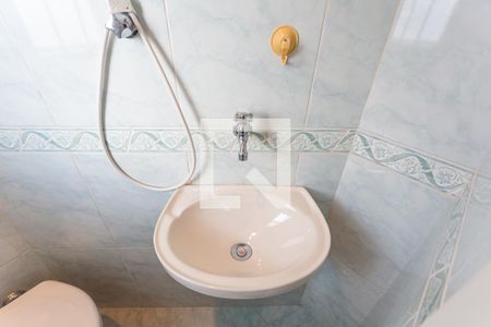 Apartamento à venda com 80m², 3 quartos e 1 vagaPia do Banheiro de Serviço