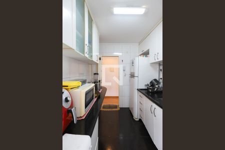 Apartamento à venda com 72m², 3 quartos e 1 vaga Apartamento à venda com 72m², 3 quartos e 1 vagaCozinha e Área de Serviço