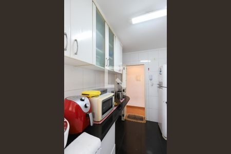 Apartamento à venda com 72m², 3 quartos e 1 vaga Apartamento à venda com 72m², 3 quartos e 1 vagaCozinha e Área de Serviço