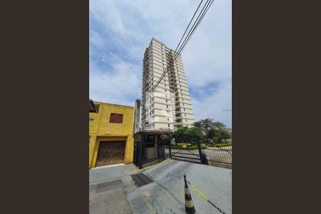 Apartamento à venda com 72m², 3 quartos e 1 vaga Apartamento à venda com 72m², 3 quartos e 1 vagaFachada