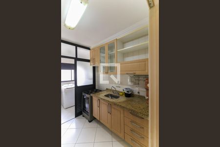 Apartamento para alugar com 83m², 3 quartos e 2 vagas Apartamento para alugar com 83m², 3 quartos e 2 vagasCozinha
