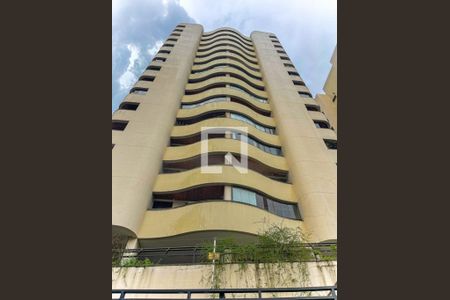 Apartamento para alugar com 83m², 3 quartos e 2 vagas Apartamento para alugar com 83m², 3 quartos e 2 vagasFachada