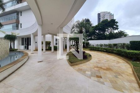 Apartamento à venda com 200m², 3 quartos e 3 vagasEntrada