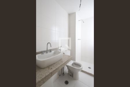 Apartamento à venda com 200m², 3 quartos e 3 vagasBanheiro da Suíte 1