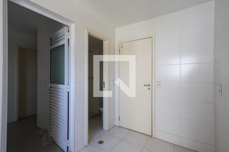 Apartamento à venda com 200m², 3 quartos e 3 vagasLavanderia