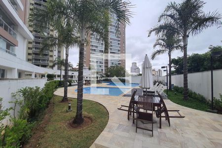 Apartamento à venda com 200m², 3 quartos e 3 vagasÁrea comum - Piscina