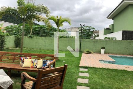 Casa de condomínio à venda com 360m², 2 quartos e 5 vagas Casa de condomínio à venda com 360m², 2 quartos e 5 vagasÁrea comum