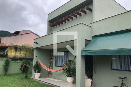 Casa de condomínio à venda com 360m², 2 quartos e 5 vagas Casa de condomínio à venda com 360m², 2 quartos e 5 vagasÁrea comum
