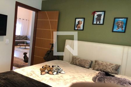Casa de condomínio à venda com 360m², 2 quartos e 5 vagas Casa de condomínio à venda com 360m², 2 quartos e 5 vagasQuarto 2