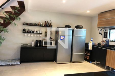 Casa de condomínio à venda com 360m², 2 quartos e 5 vagas Casa de condomínio à venda com 360m², 2 quartos e 5 vagasCozinha