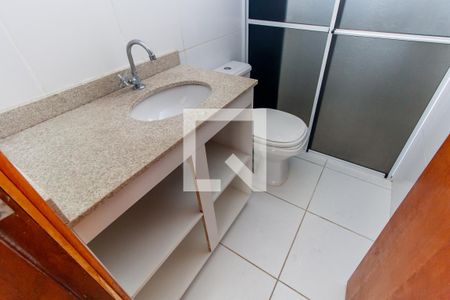 Apartamento à venda com 52m², 2 quartos e 1 vaga Apartamento à venda com 52m², 2 quartos e 1 vagaBanheiro